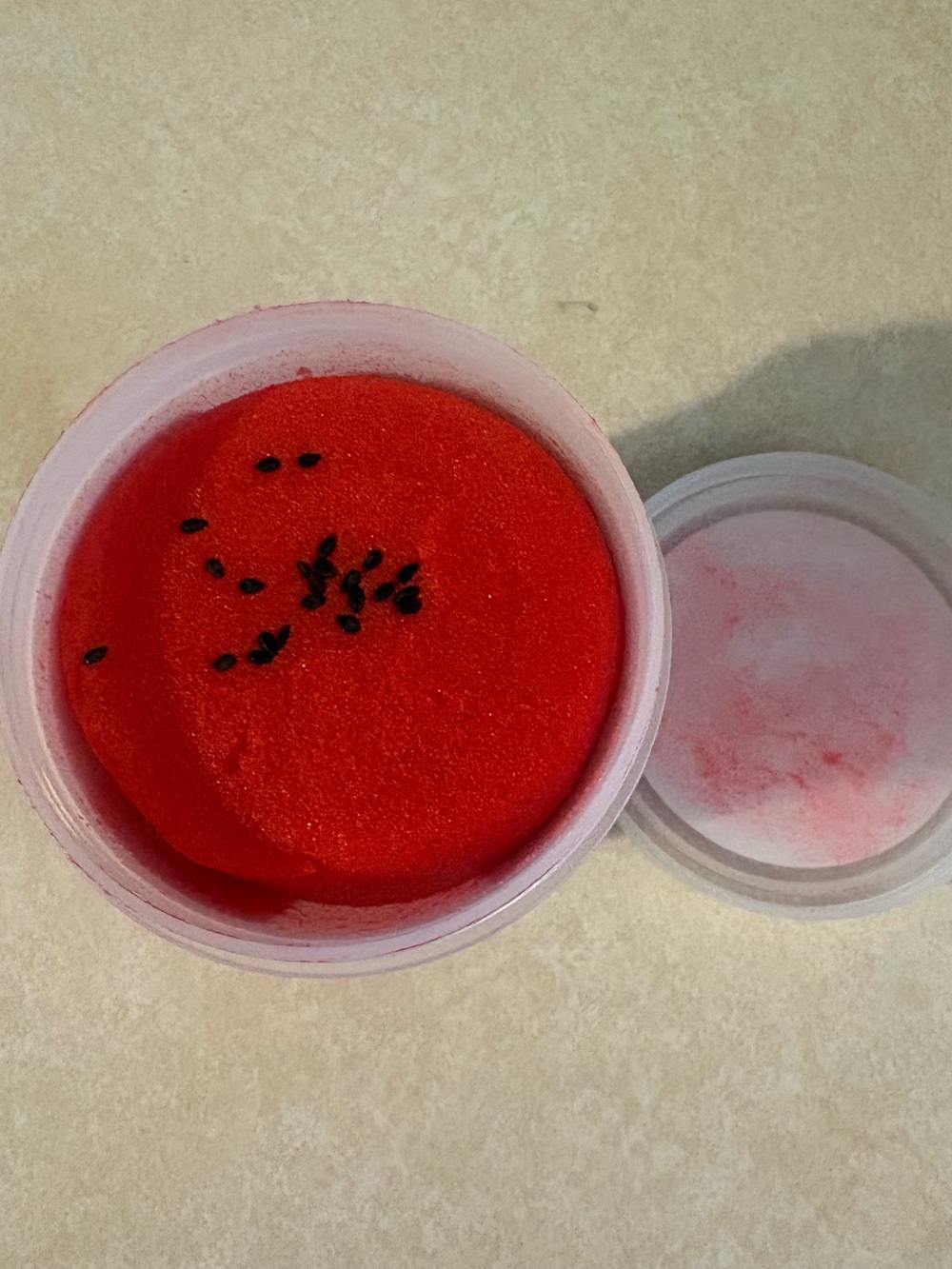 LUSH Watermelon Sugar Body Scrub - Picture 4 of 4